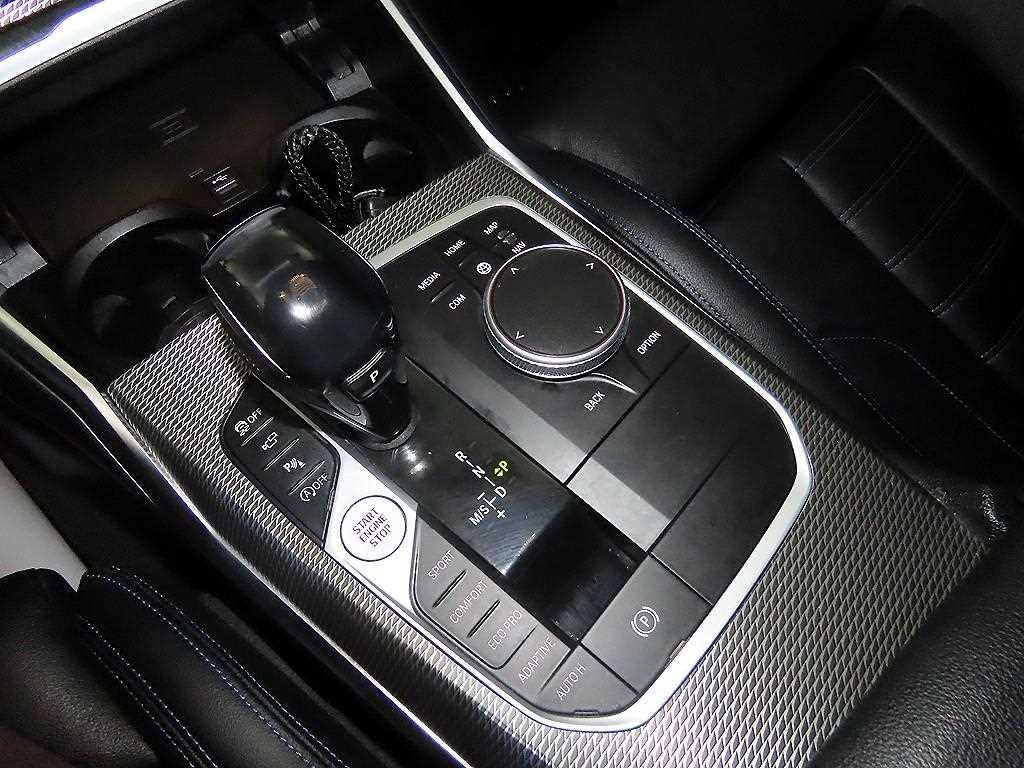 BMW 3시리즈 3시리즈 (G20) M340i xDrive 투어링 이미지 12