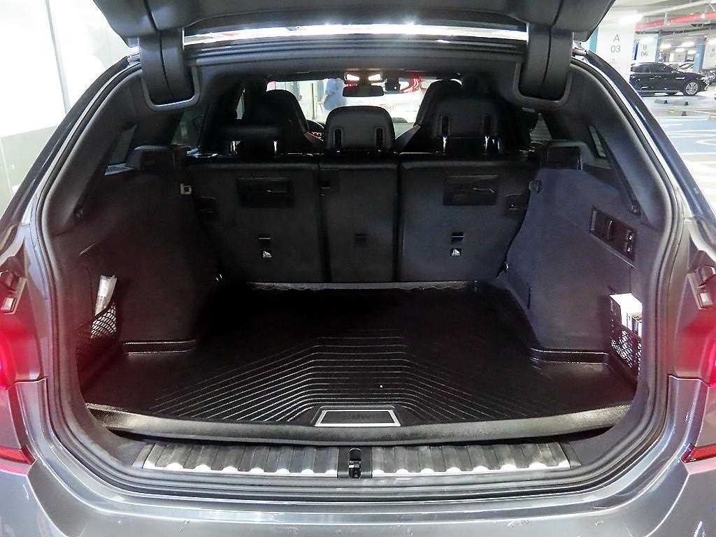 BMW 3시리즈 3시리즈 (G20) M340i xDrive 투어링 이미지 16