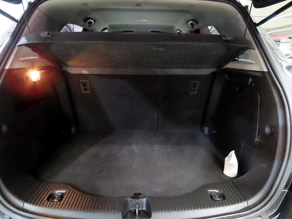 쉐보레 트랙스 1.4 LT 래더패키지 이미지 18