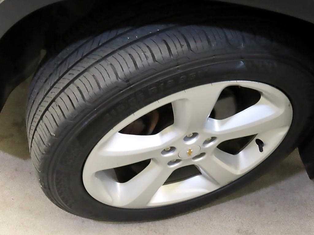 쉐보레 트랙스 1.4 LT 래더패키지 이미지 20