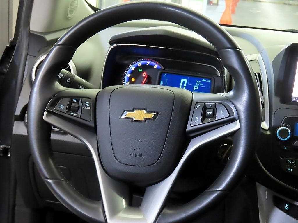 쉐보레 트랙스 1.4 LT 래더패키지 이미지 8