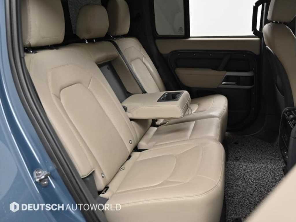 랜드로버 디펜더 디펜더 (L663) 110 D250 SE 이미지 12