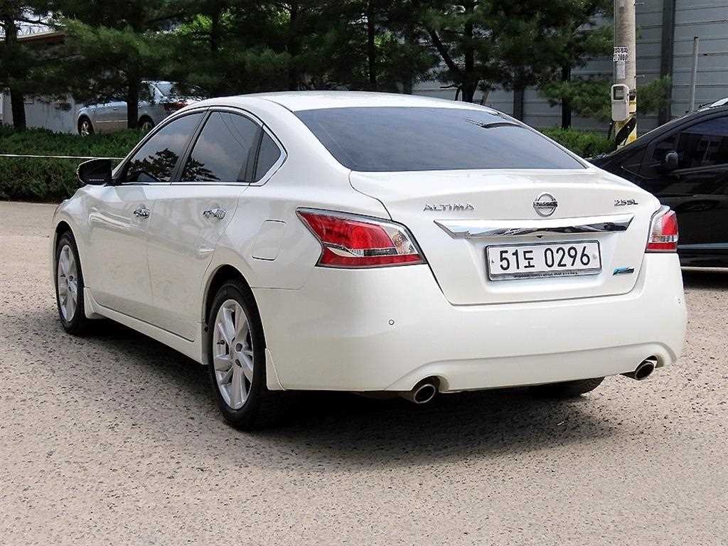 닛산 알티마 2.5 이미지 3