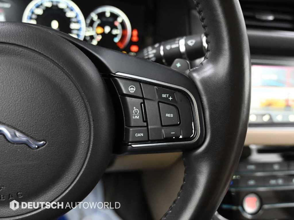 재규어 XF XF(X260) 2.0D 프레스티지 AWD 이미지 17
