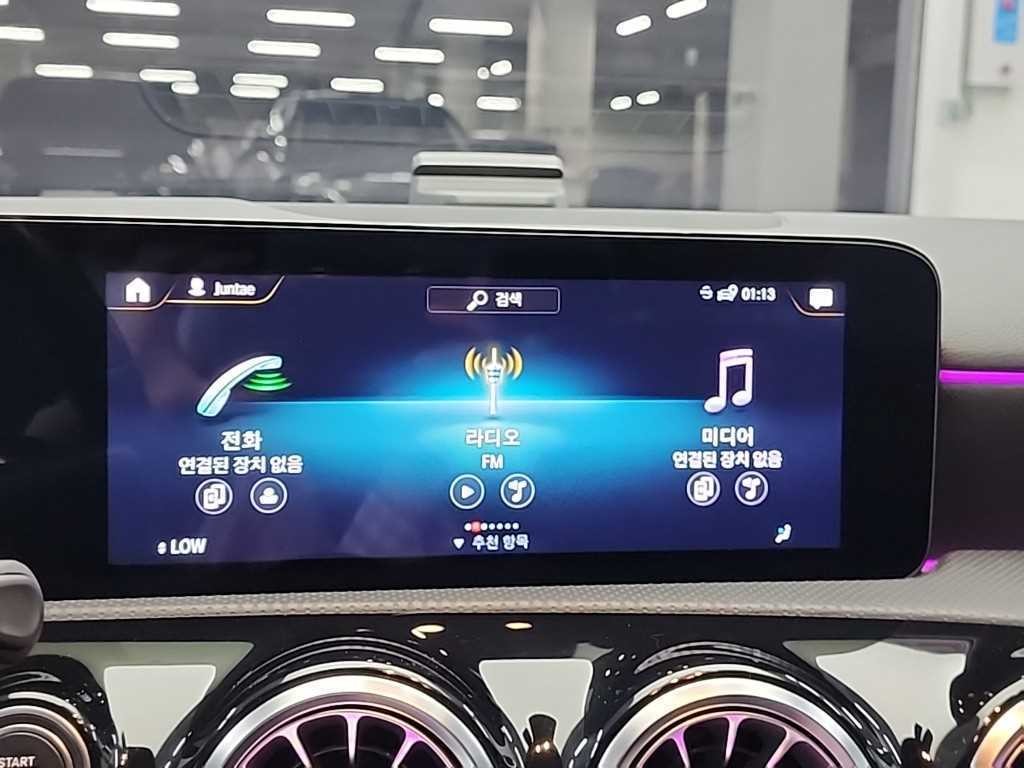 벤츠 A 클래스 A클래스 W177 A220 세단 이미지 13