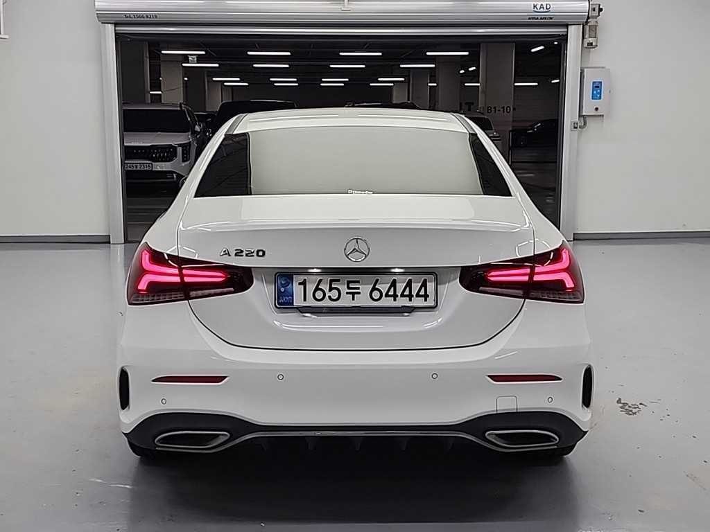벤츠 A 클래스 A클래스 W177 A220 세단 이미지 3