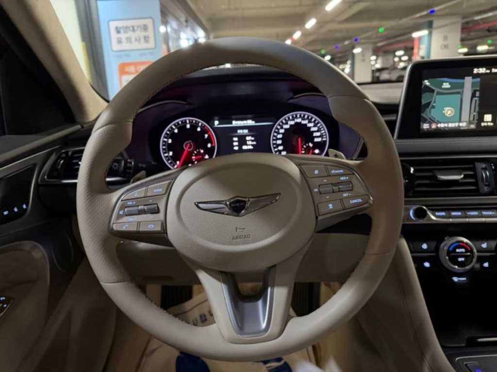 제네시스 G70 2.0T 엘리트 이미지 8