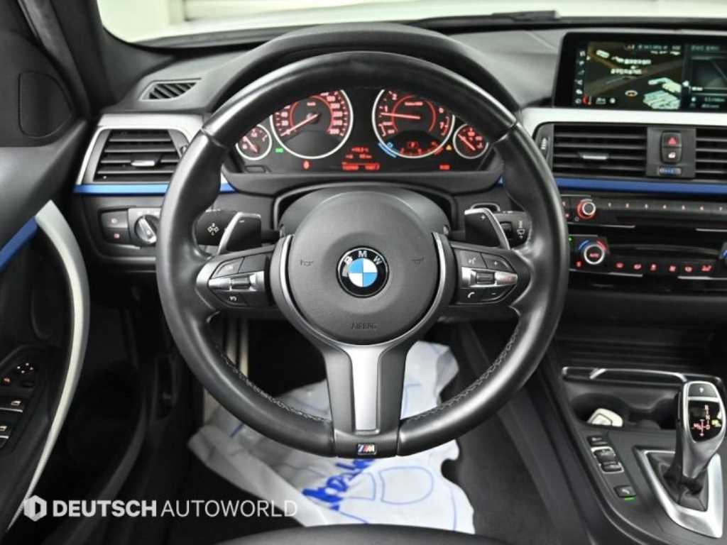 BMW 3시리즈 3시리즈 (F30) 320i M 스포츠 이미지 13