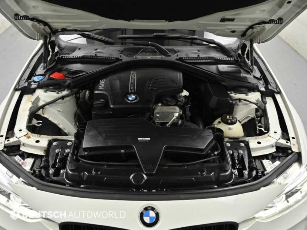 BMW 3시리즈 3시리즈 (F30) 320i M 스포츠 이미지 6