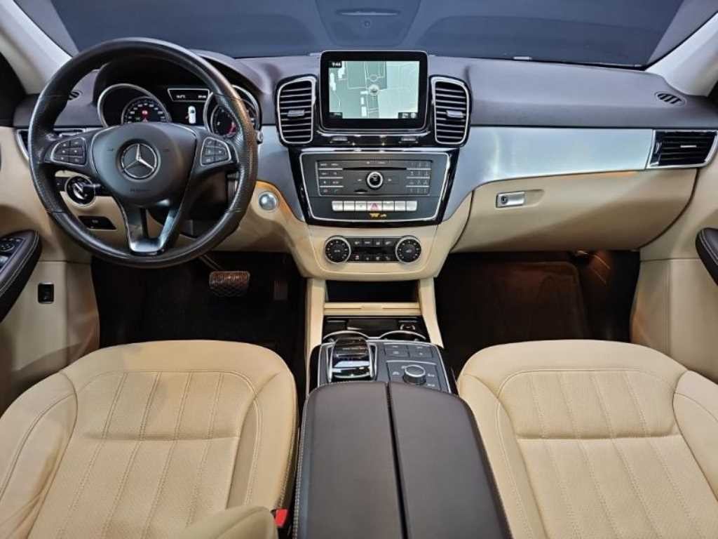 벤츠 GLE 클래스 GLE 클래스 W166 GLE 350 d 4MATIC 이미지 5