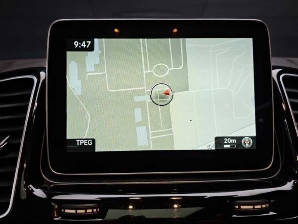 벤츠 GLE 클래스 GLE 클래스 W166 GLE 350 d 4MATIC 이미지 8