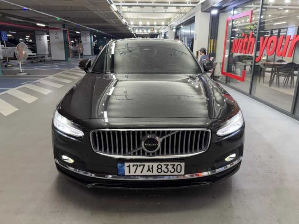 볼보 S90 B5 인스크립션 이미지 1