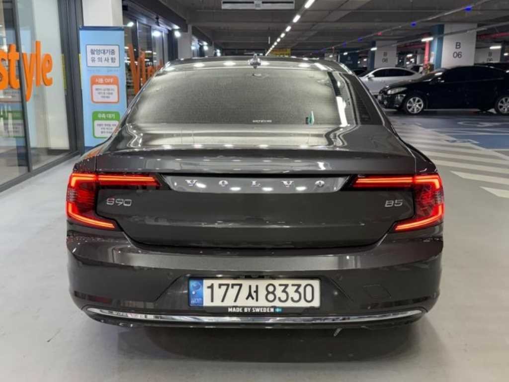 볼보 S90 B5 인스크립션 이미지 5