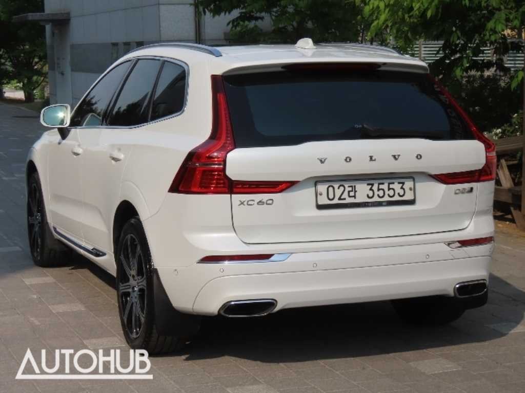 볼보 XC60 XC60(2세대) D5 AWD 인스크립션 이미지 4
