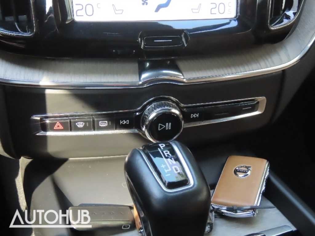 볼보 XC60 XC60(2세대) D5 AWD 인스크립션 이미지 8