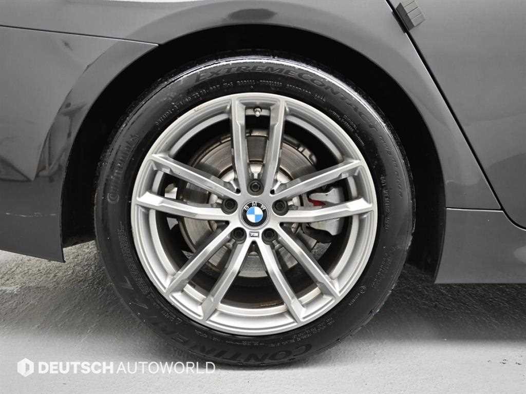 BMW 5시리즈 5시리즈 (G30) 520i M 스포츠 이미지 5