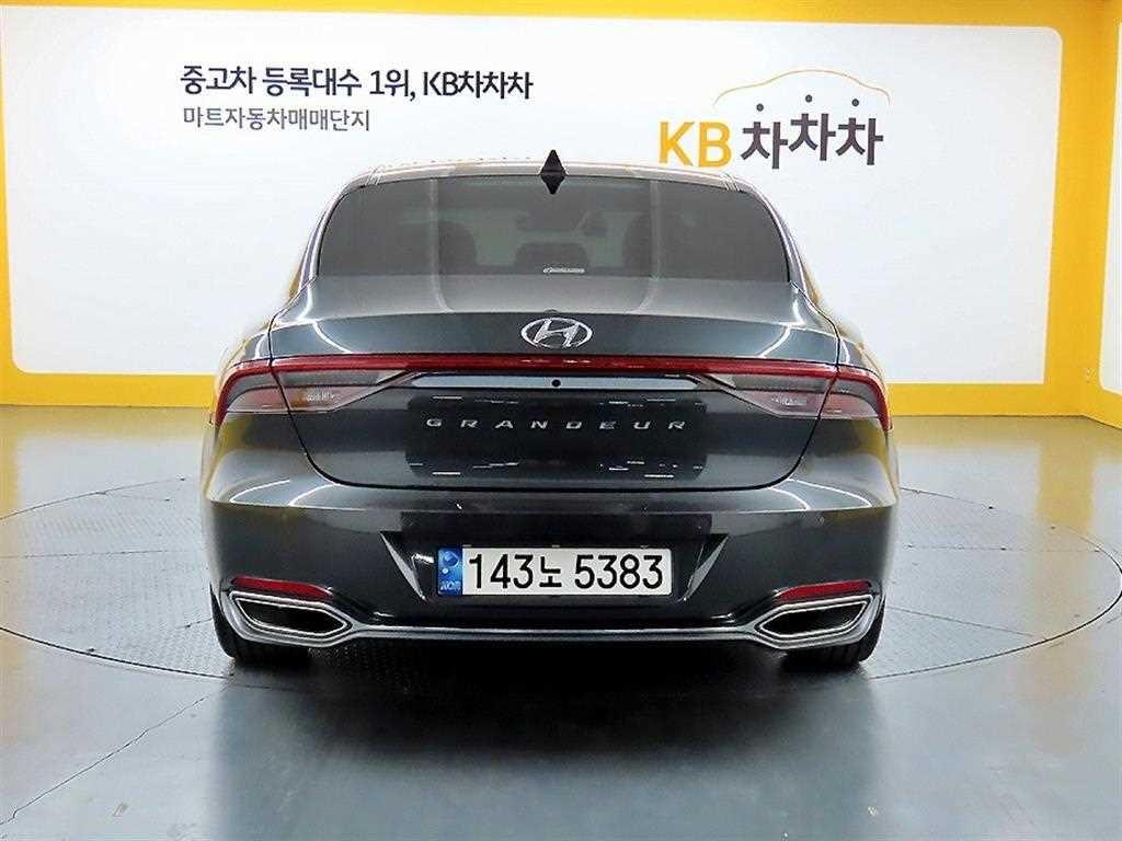 현대 그랜저 더 뉴 그랜저 IG 2.5 프리미엄 초이스 이미지 3