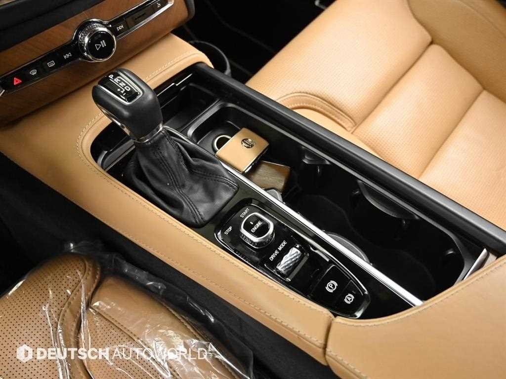 볼보 XC90 XC90 2세대 2.0 T6 AWD 인스크립션 이미지 9