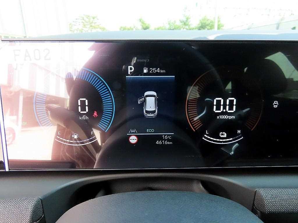 현대 투싼 더 뉴 투싼 하이브리드 (NX4) HEV 1.6 4WD H-픽 이미지 9