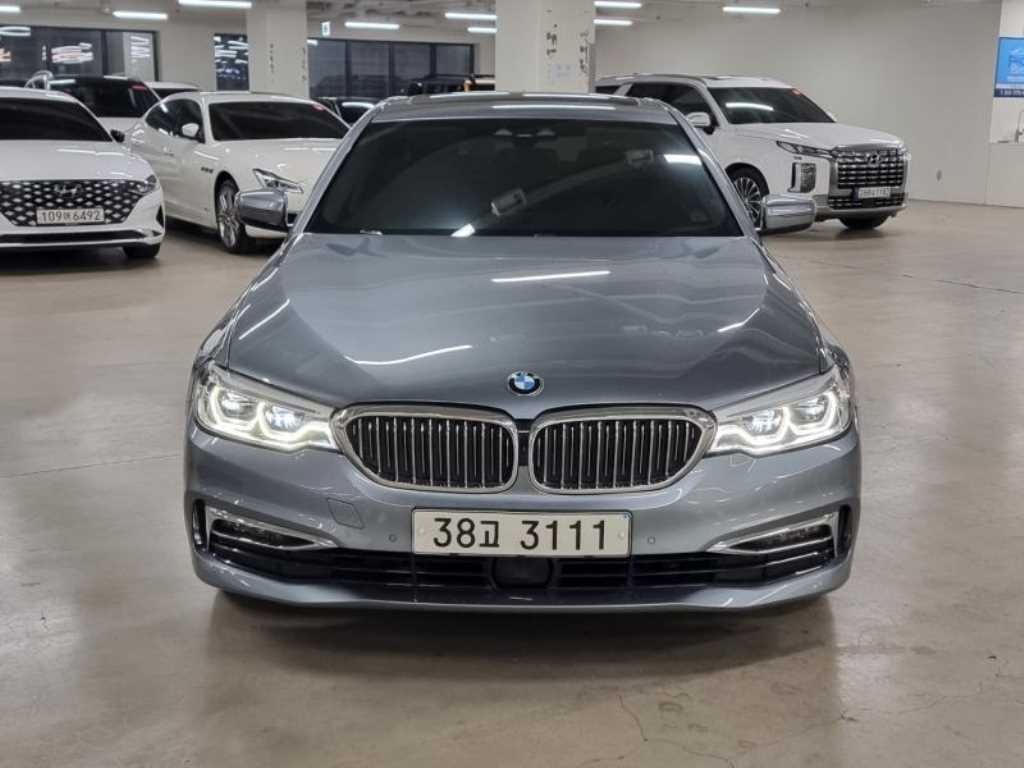 BMW 5시리즈 5시리즈 (G30) 530i xDrive 럭셔리 플러스 이미지 1