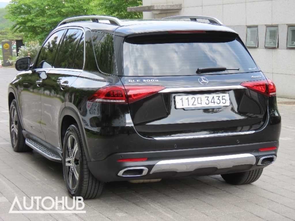 벤츠 GLE 클래스 GLE 클래스 W167 GLE 300d 4MATIC 이미지 4