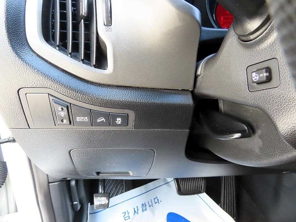 기아 스포티지 스포티지 R 2WD TLX 프리미엄 이미지 12