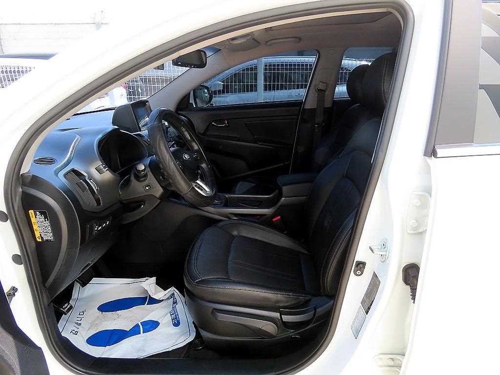 기아 스포티지 스포티지 R 2WD TLX 프리미엄 이미지 5