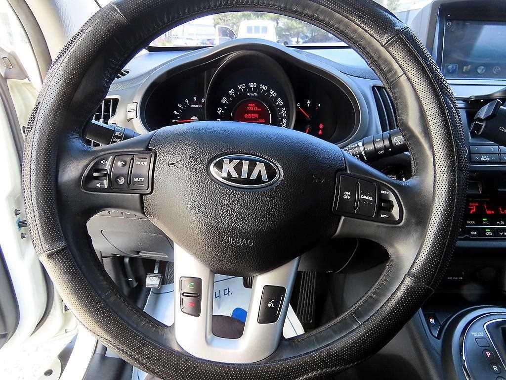 기아 스포티지 스포티지 R 2WD TLX 프리미엄 이미지 8