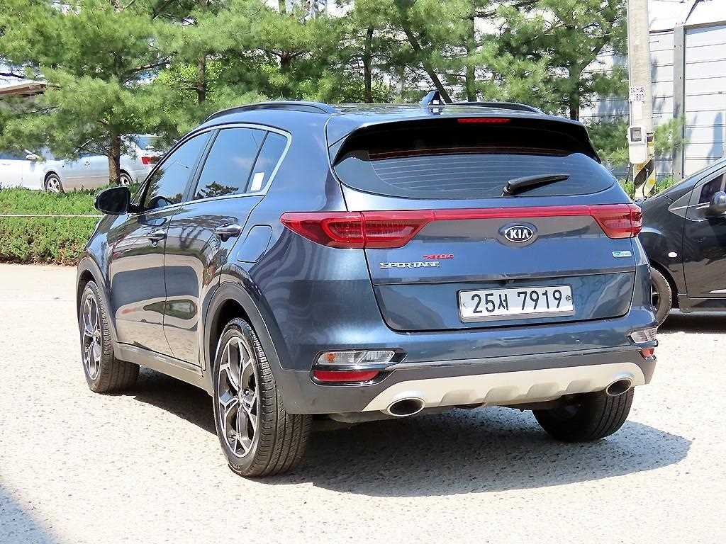 기아 스포티지 스포티지 더 볼드 2.0 디젤 2WD 인텔리전트 이미지 3