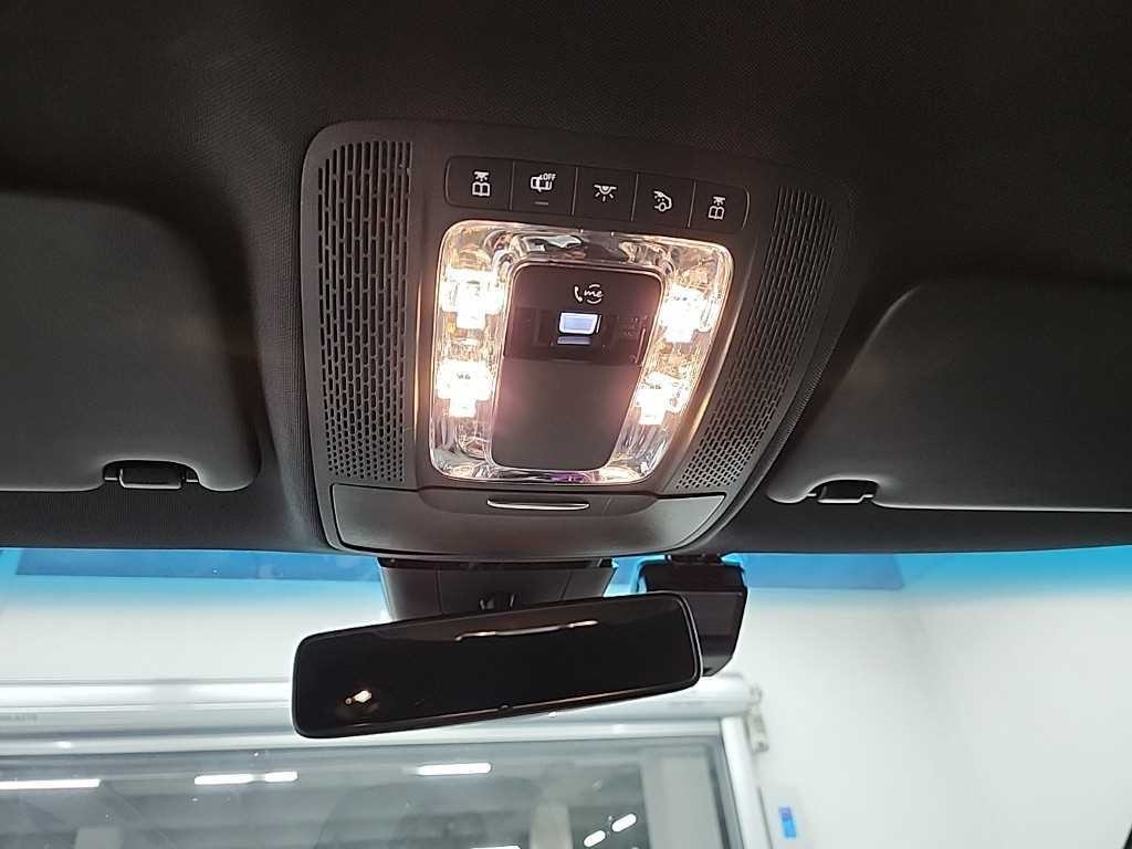 벤츠 A 클래스 A클래스 W177 A220 세단 이미지 16