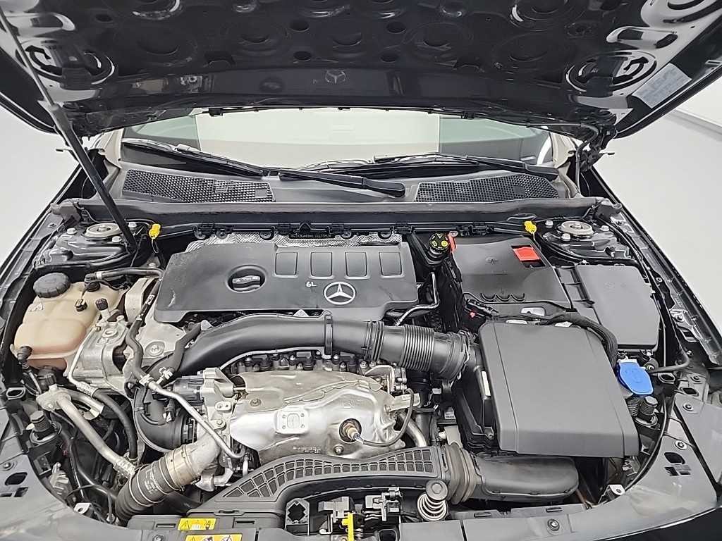 벤츠 A 클래스 A클래스 W177 A220 세단 이미지 5