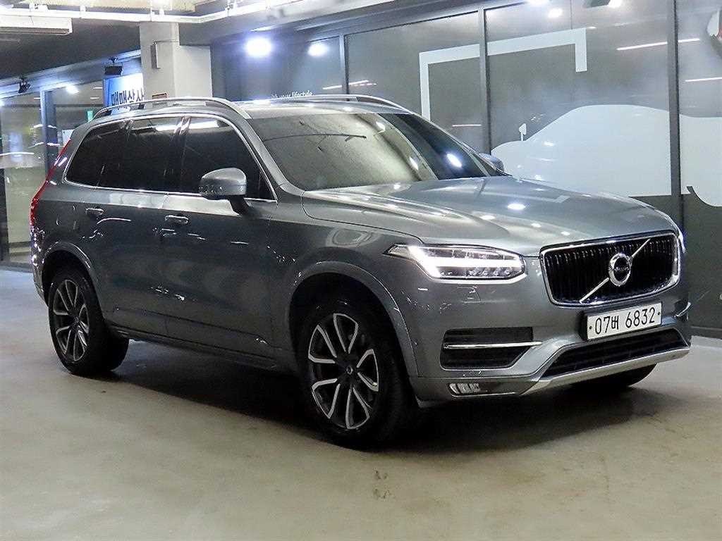 볼보 XC90 XC90 2세대 2.0 T6 AWD 모멘텀 이미지 1