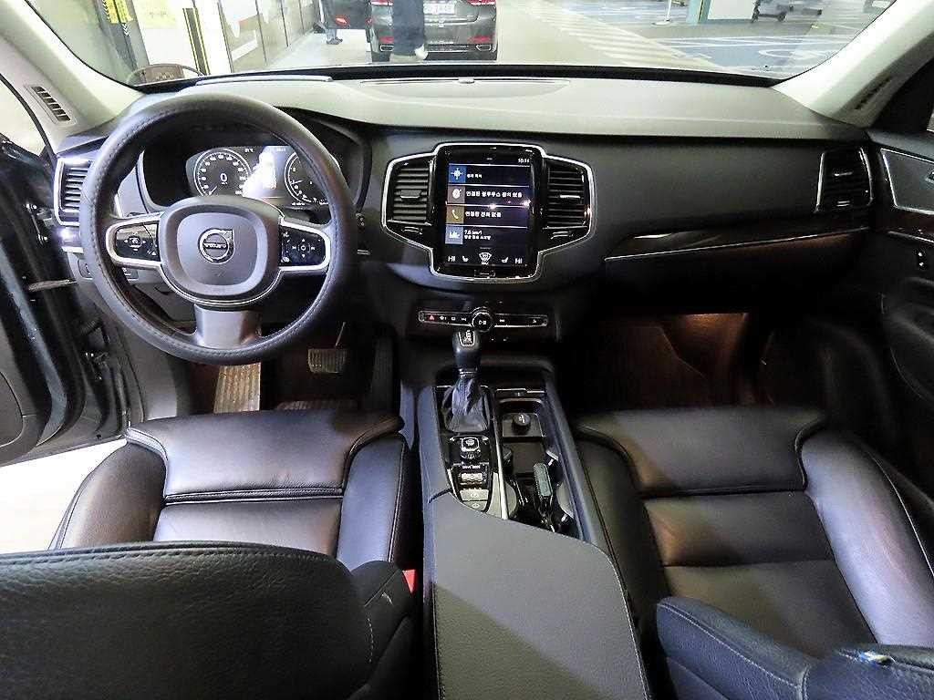 볼보 XC90 XC90 2세대 2.0 T6 AWD 모멘텀 이미지 10