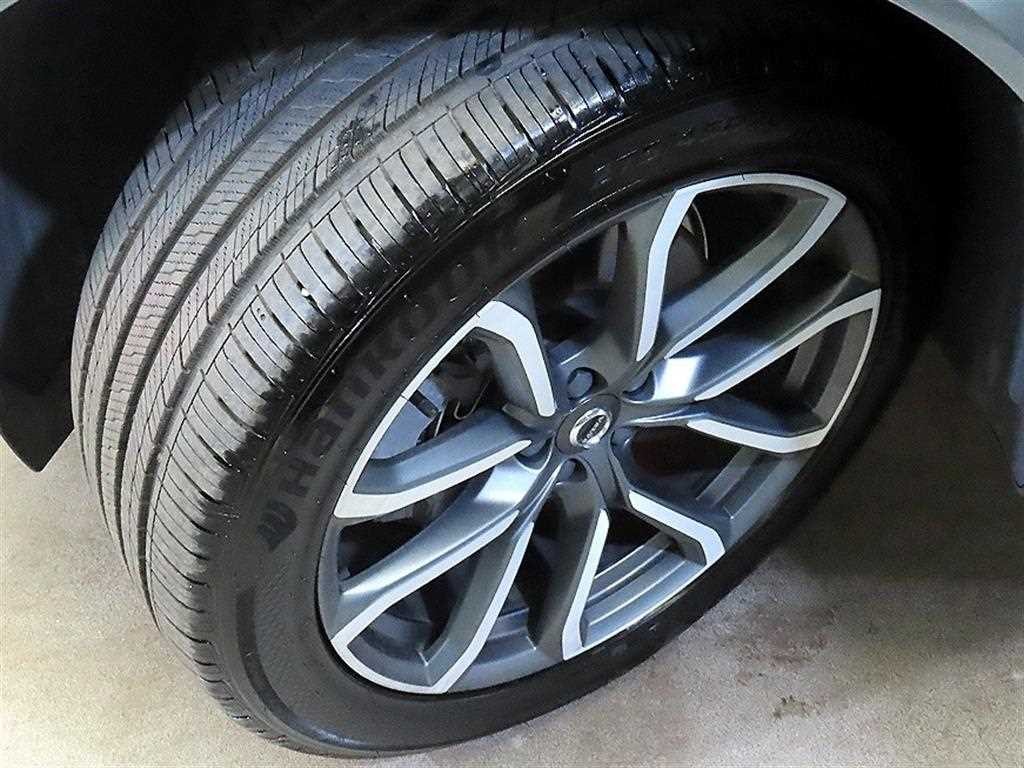 볼보 XC90 XC90 2세대 2.0 T6 AWD 모멘텀 이미지 20