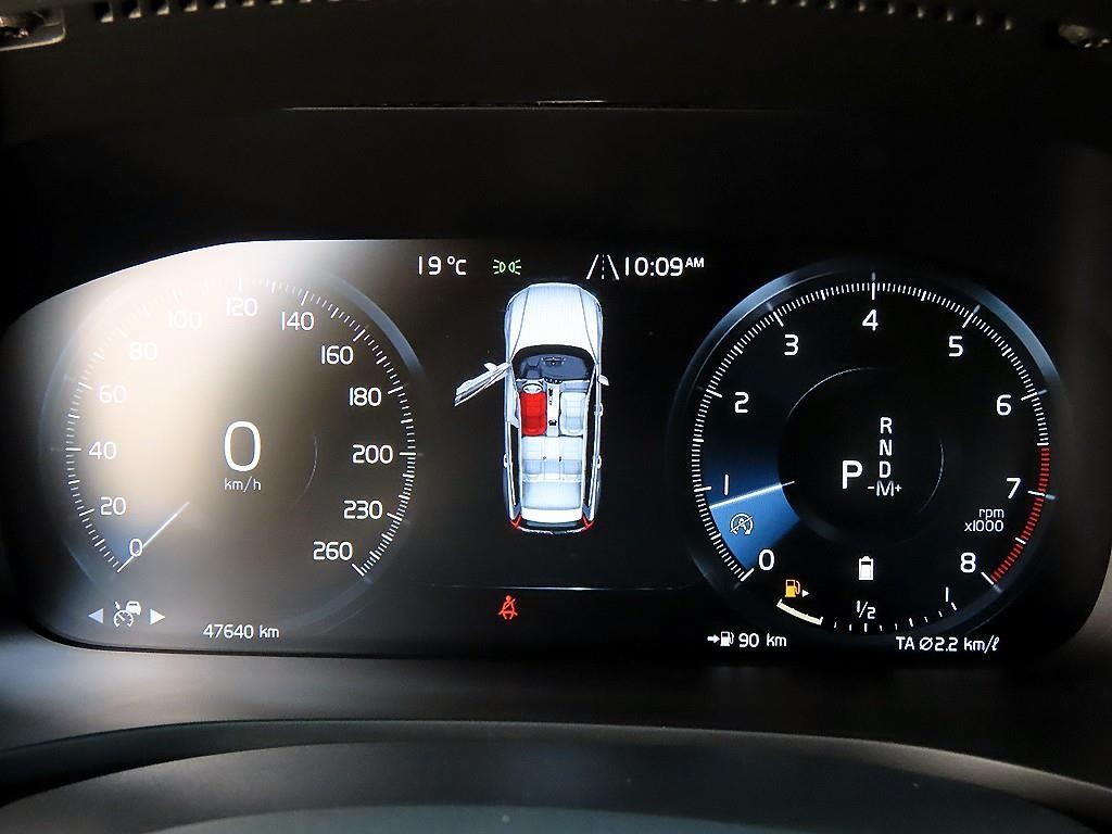 볼보 V60 V60 크로스 컨트리 2세대 2.0 B5 프로 AWD 이미지 9