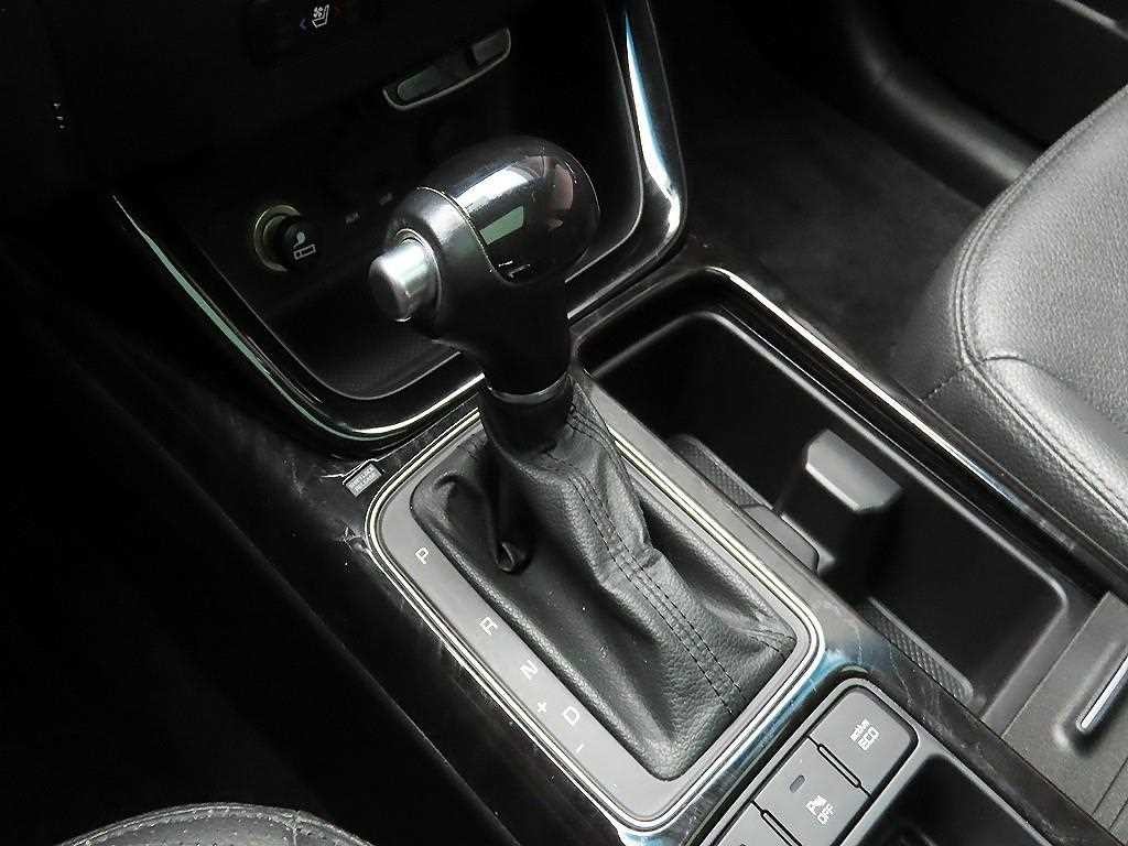 기아 쏘렌토 뉴 쏘렌토 R 2WD 2.0 TLX 스페셜 이미지 10