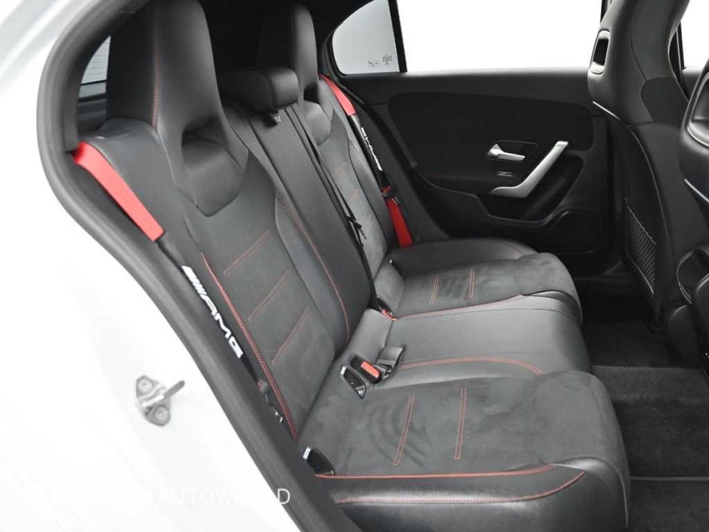 벤츠 A 클래스 A클래스 W177 AMG A45 4MATIC+ 해치백 이미지 12