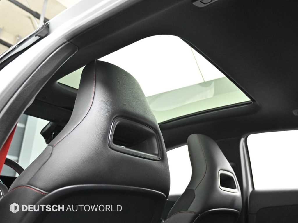 벤츠 A 클래스 A클래스 W177 AMG A45 4MATIC+ 해치백 이미지 18