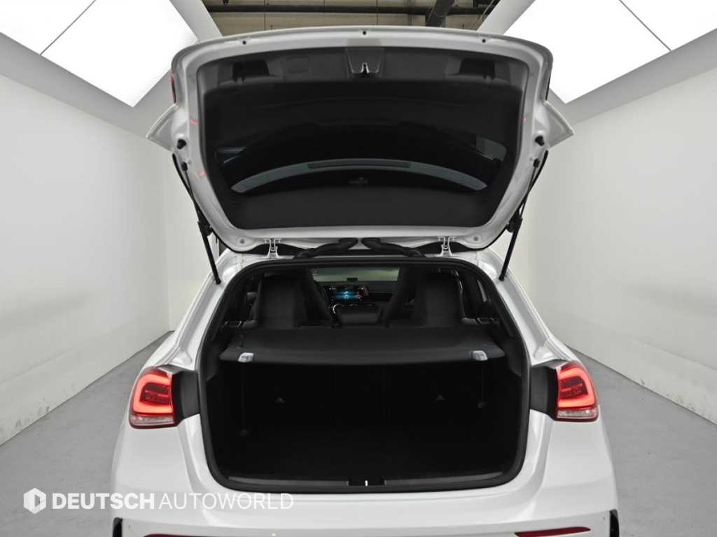 벤츠 A 클래스 A클래스 W177 AMG A45 4MATIC+ 해치백 이미지 19