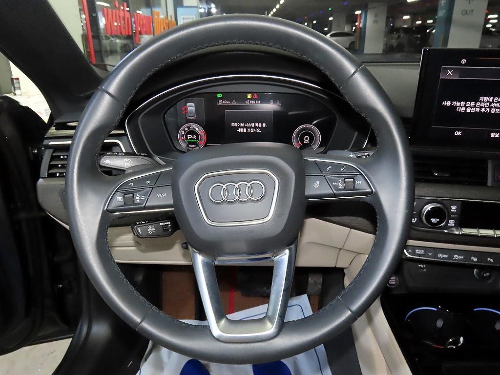 아우디 A5 A5 (F5) 40 TFSI 콰트로 프리미엄 스포트백 이미지 8