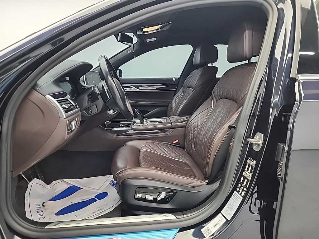 BMW 7시리즈 7시리즈 (G11) 730d xDrive M 스포츠 이미지 11