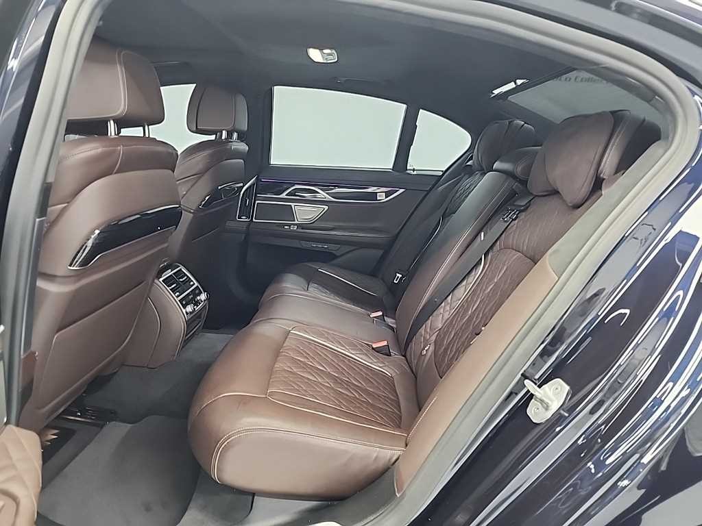 BMW 7시리즈 7시리즈 (G11) 730d xDrive M 스포츠 이미지 12