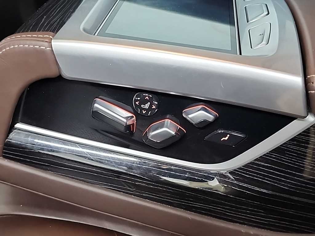 BMW 7시리즈 7시리즈 (G11) 730d xDrive M 스포츠 이미지 15