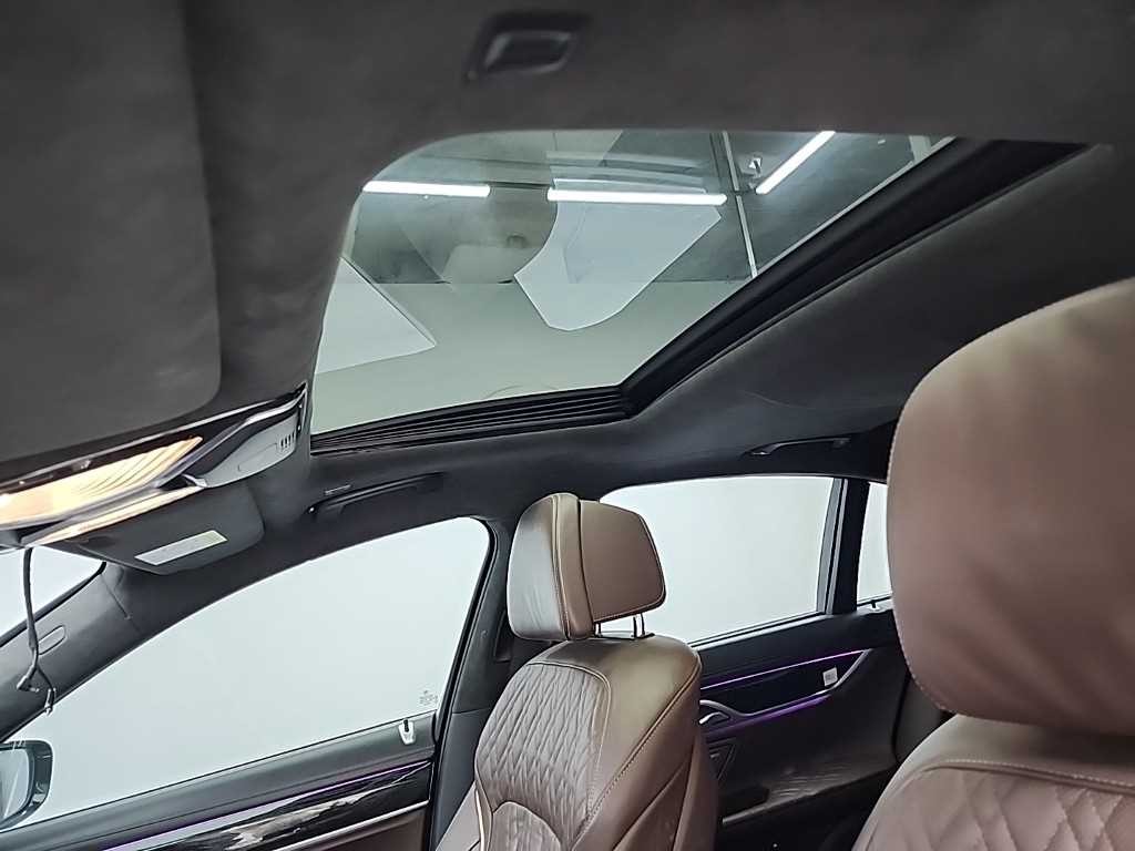BMW 7시리즈 7시리즈 (G11) 730d xDrive M 스포츠 이미지 17