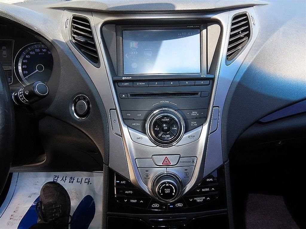 현대 그랜저 그랜저 HG LPG HG300 프라임 이미지 13
