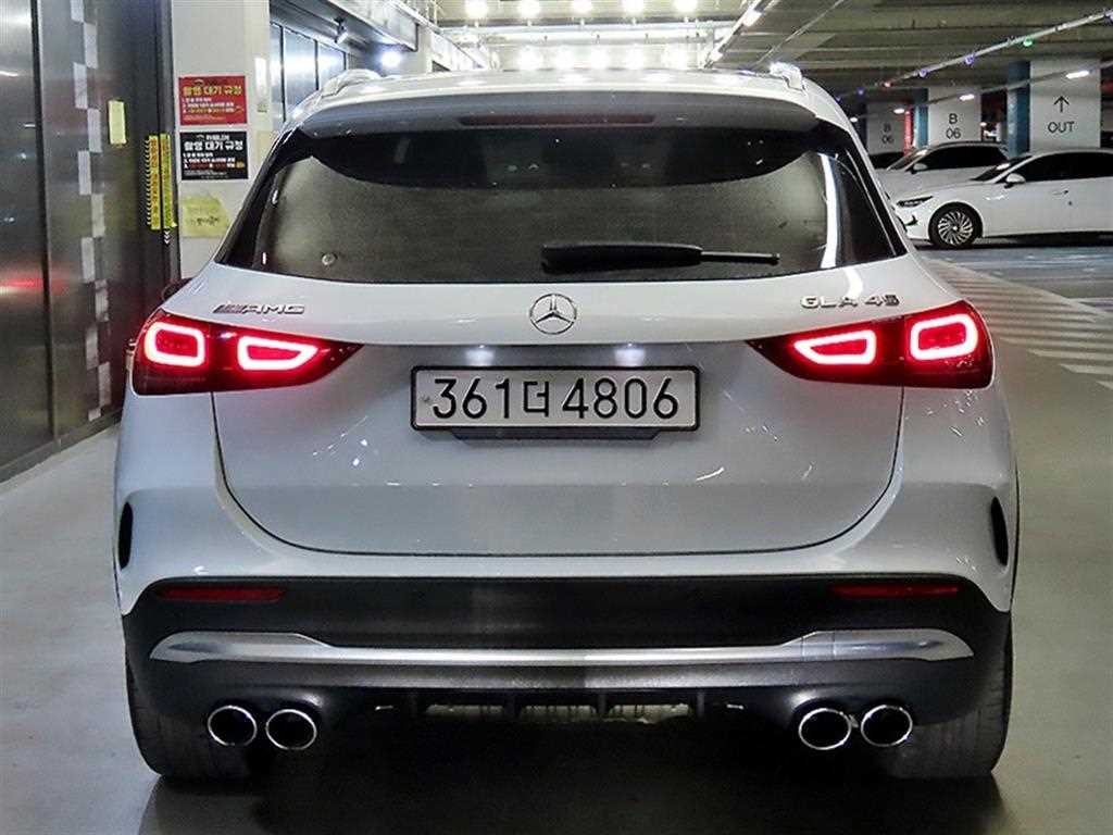 벤츠 GLA 클래스 GLA클래스 H247 GLA45 AMG 4MATIC + 이미지 5