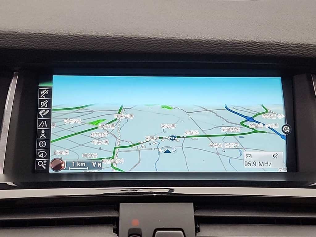 BMW X4 X4 (F26) xDrive 20d 이미지 15