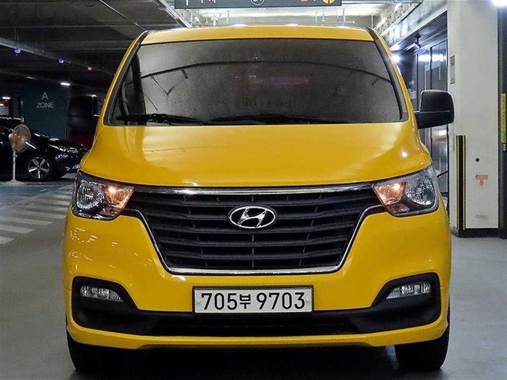 현대 스타렉스 더 뉴 그랜드 스타렉스 2WD 웨건 12인승 스마트 이미지 2