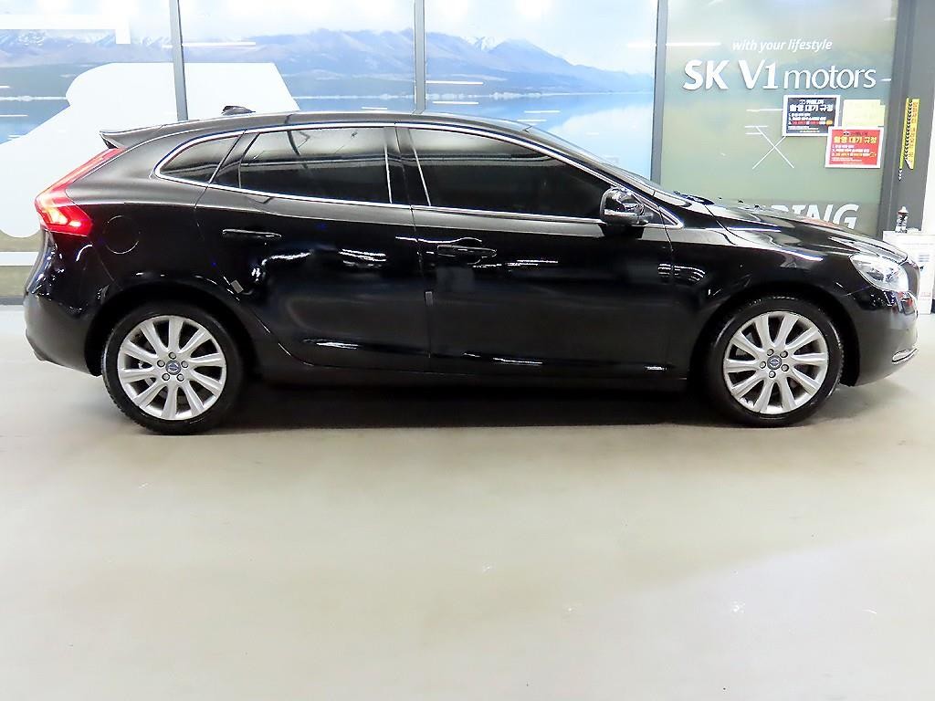 볼보 V40 D3 이미지 3