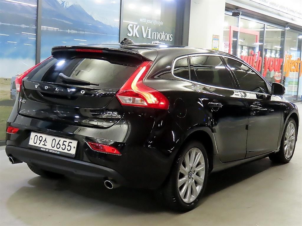 볼보 V40 D3 이미지 4